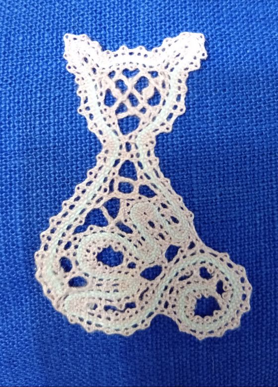 Бойцова Екатерина, кружевоплетение, 2024 г.(по сколкам Зубаревой И.И. и Медковой М.Ч.)