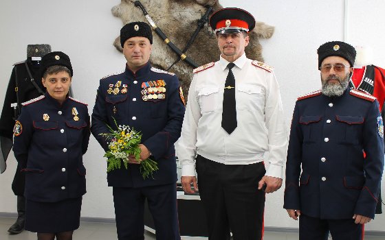 Открытие выставки аутентичного оружия и справы казаков